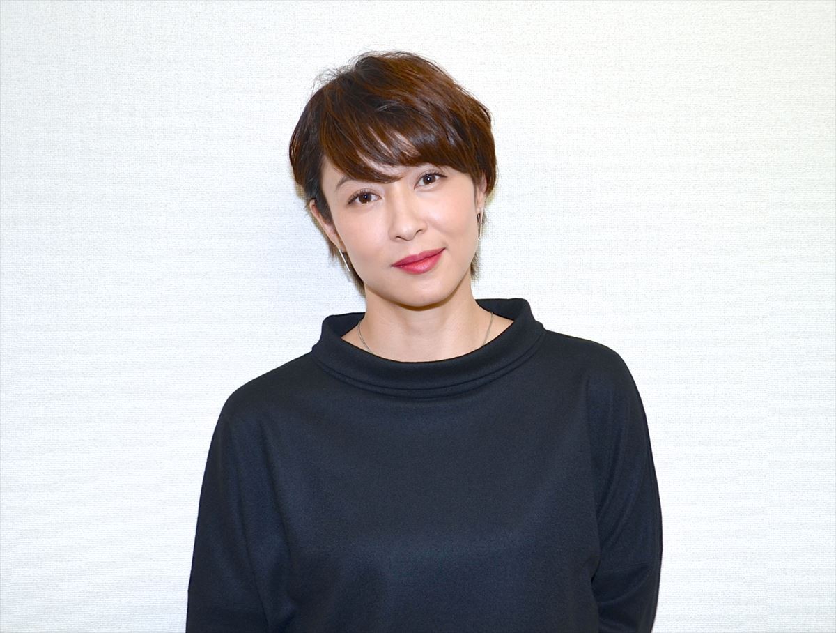 水野美紀 仲里依紗と 取っ組み合い も 激しい共演にストレス発散 16年1月16日 エンタメ Amp インタビュー クランクイン