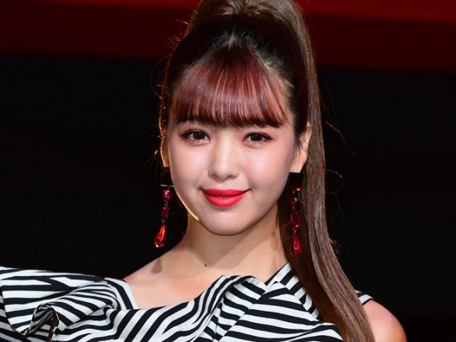 藤田ニコル ハーフツインテール 姿が かわいい と評判 18年11月17日 エンタメ ニュース クランクイン