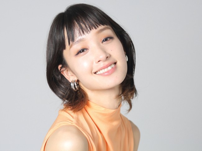 剛力彩芽 30歳の誕生日を報告 真っ直ぐに いきます 久々のベリーショートも公開 22年8月28日 エンタメ ニュース クランクイン