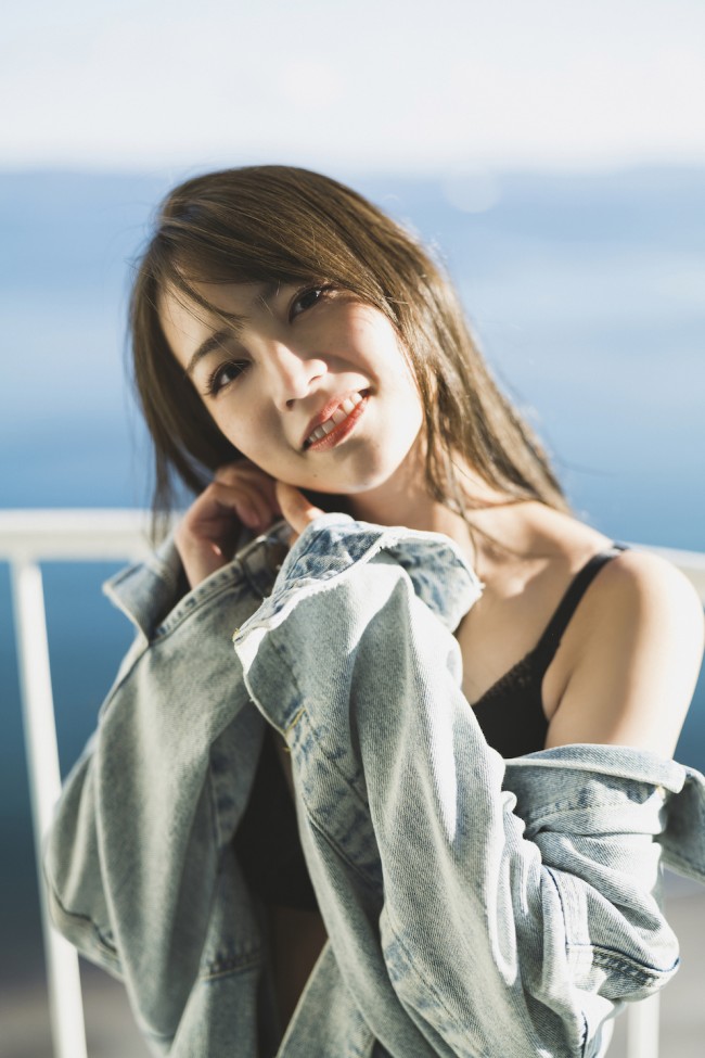 乃木坂46 北野日奈子 大人な 肩見せカット 公開 21年12月22日 1ページ目 エンタメ ニュース クランクイン